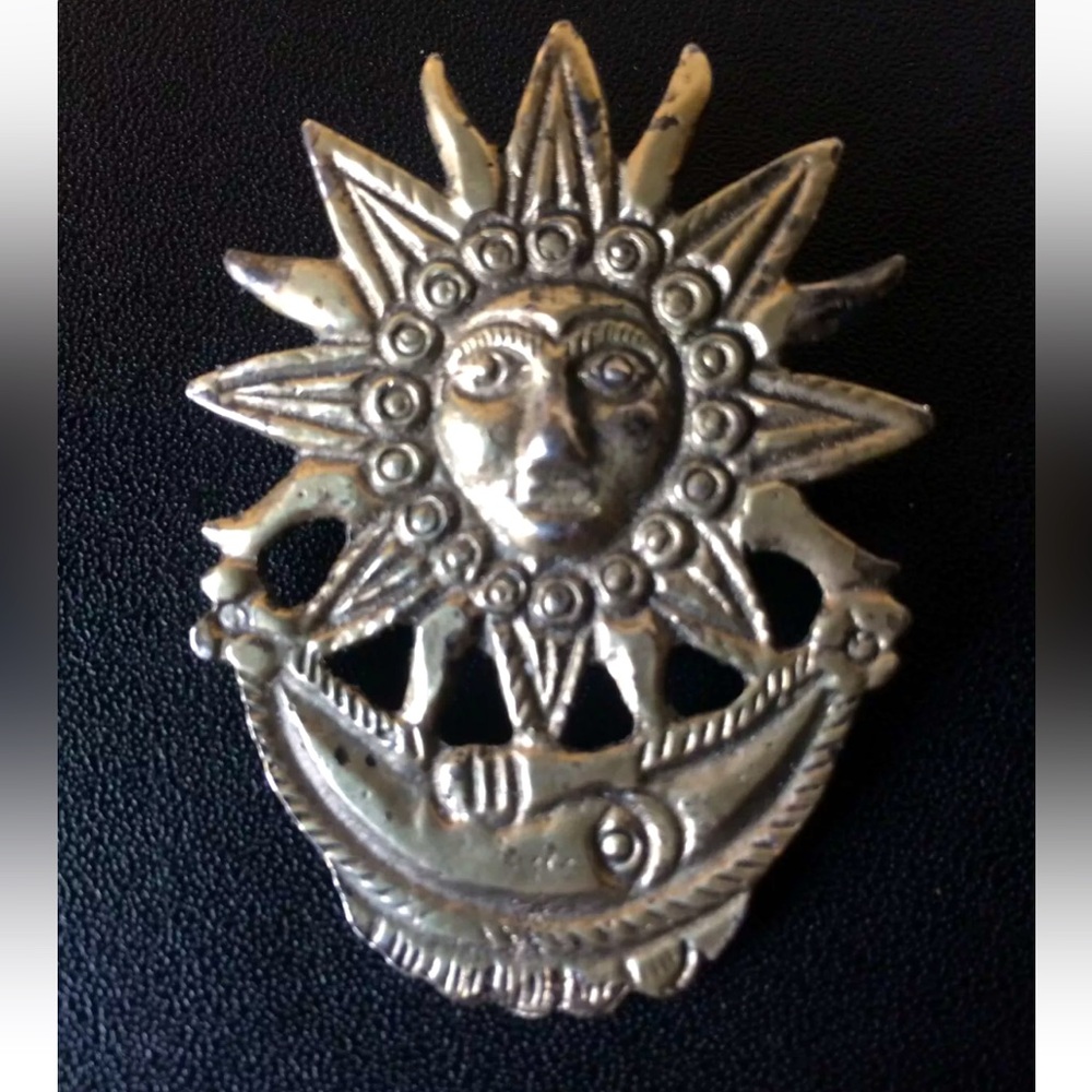 VINTAGE BROOCH ALVA STUDIO silver tone
